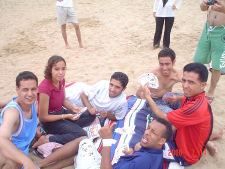 jeu de carte avec les fille!!!!  sa tue